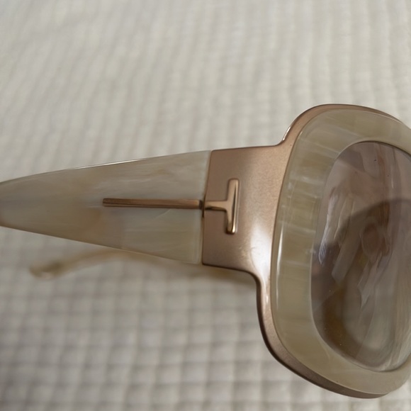 NEW Tom Ford Lisa sunglasses - Picture 7 of 8